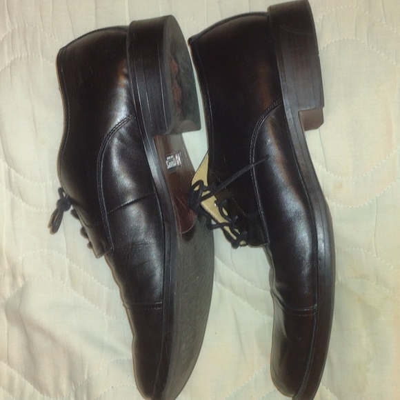 Chaps Oxford dress shoes - Picture 2 of 6